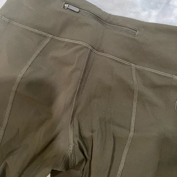 Lululemon Pace Rival Mid-Rise Crop 22” - Picture 3 of 5